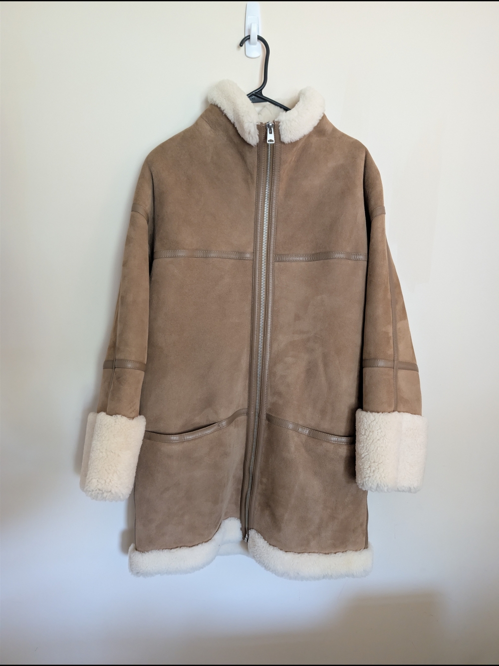 QUINCE 100% Shearling Long Coat Fawn Off-White Medium NWOT Genuine Leather - Picture 2 of 8